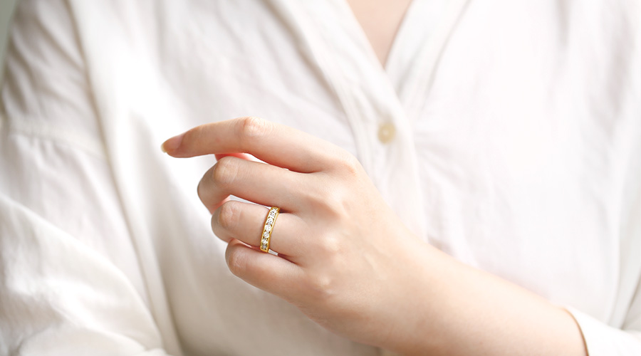 ダイヤモンド ハーフエタニティ リング 1.0ct(Total) F〜Kカラークラス