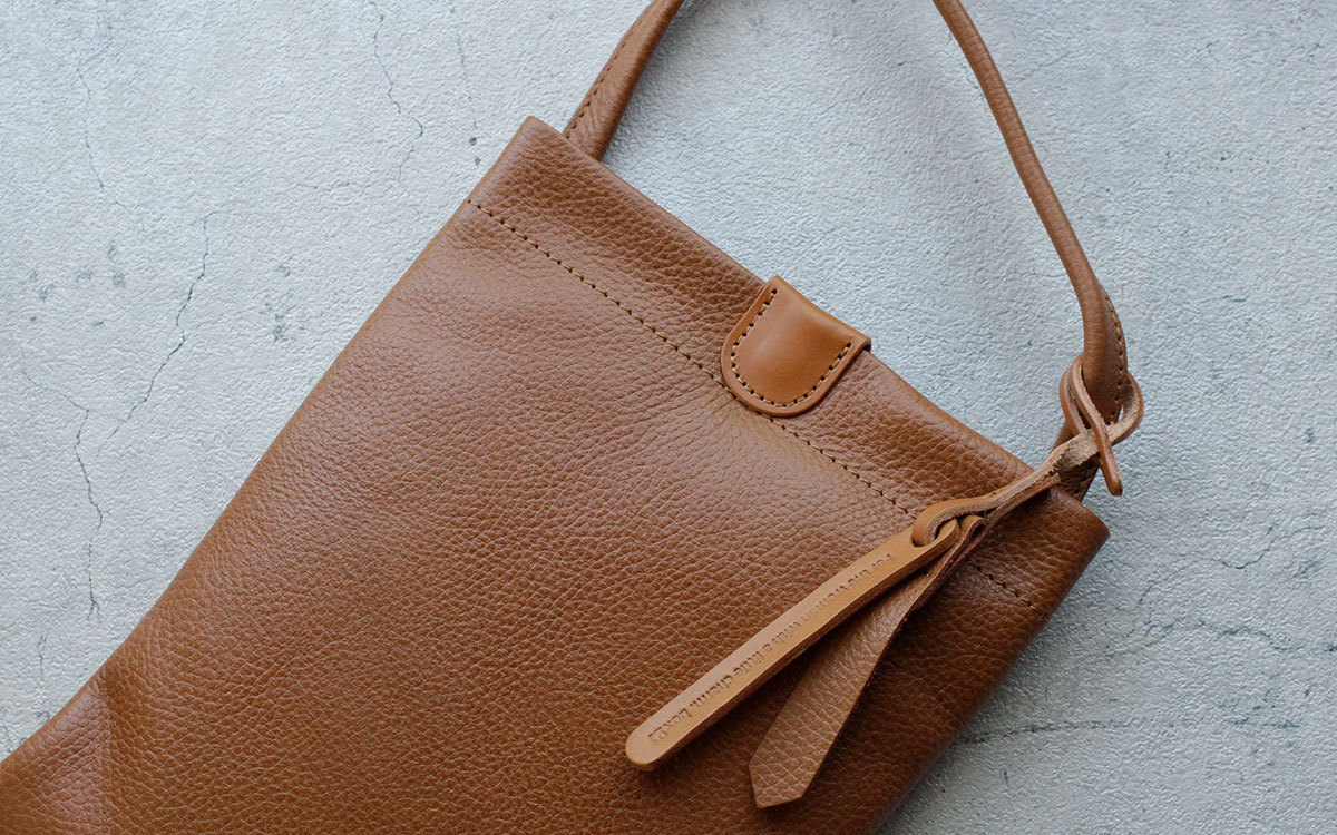 box21 マチなしショルダーバッグ ポーチ サコッシュ トラベルポーチ