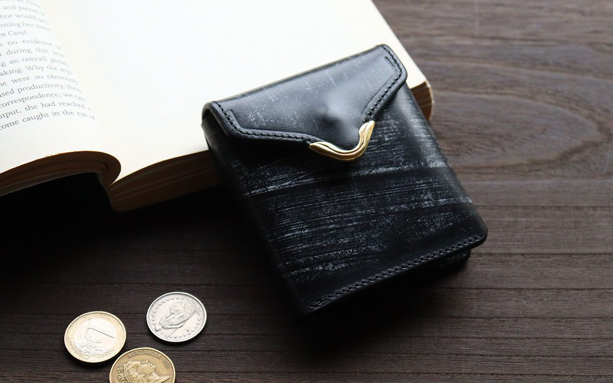 cramp（クランプ） ミニ財布 池之端銀革店 UKブライドルレザー