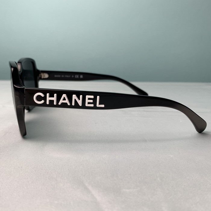 CHANEL（シャネル） サングラス スクエア シェイプ アイウェア