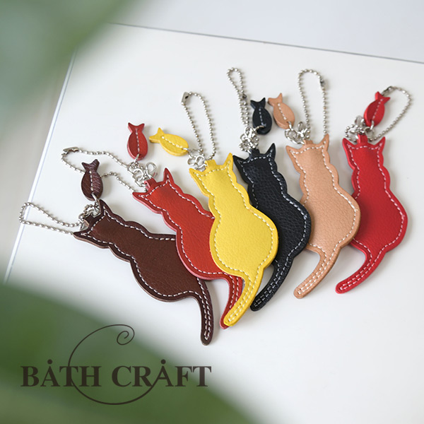 COULEUR VARIE（クロールバリエ） ネコ 猫 チャーム キーホルダー