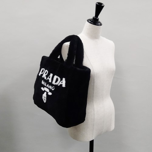 PRADA（プラダ） モコモコ ファートートバッグ レディース ブラック