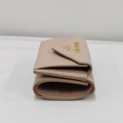 PRADA（プラダ） サフィアーノレザー 財布 三つ折り レディース ピンク
