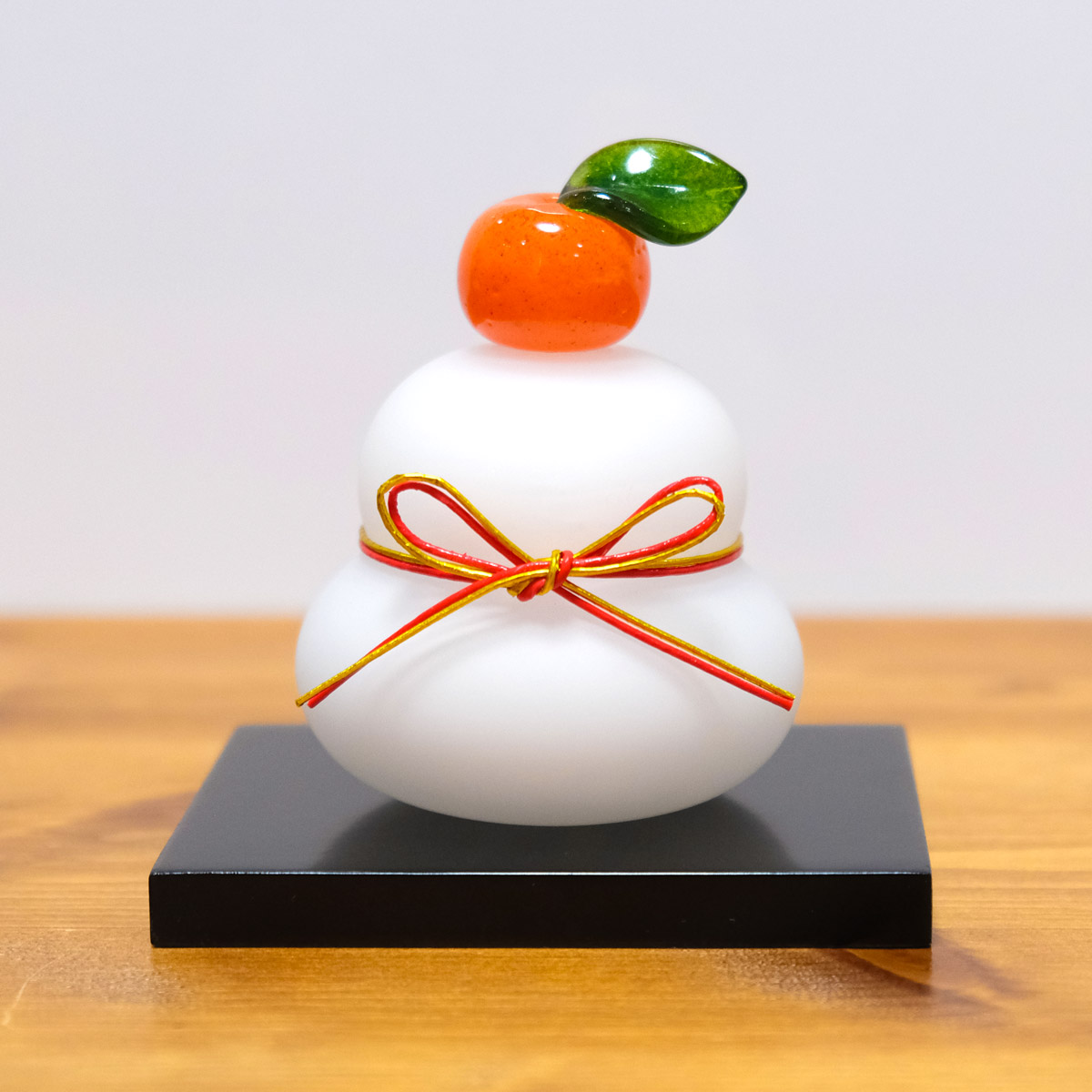 ガラスの白い鏡餅（S） glass calico グラスキャリコ ハンドメイド