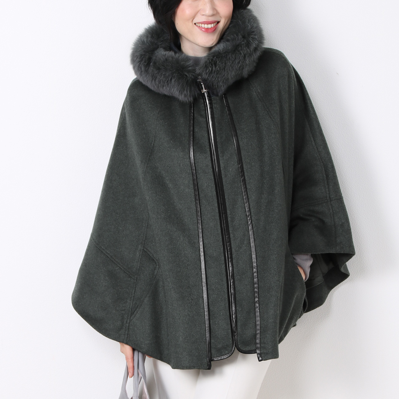 sankyo shokai（三京商会） ケープ カシミヤ 100% ポンチョ フード付き