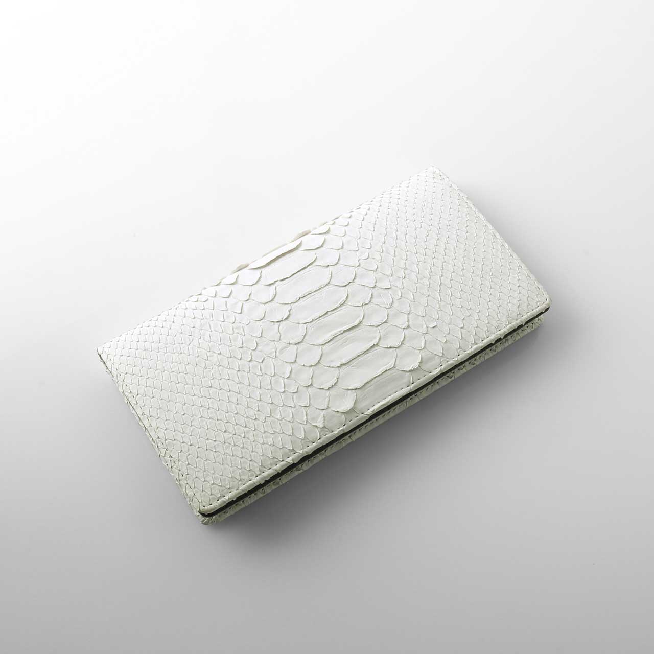 HALEINE（アレンヌ） ダイヤモンド パイソン 長財布 財布 二つ折 束