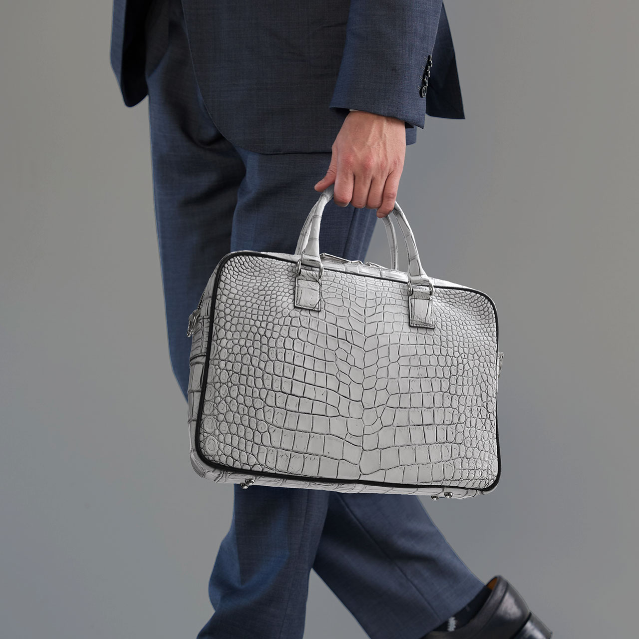 sankyo shokai（三京商会） 日本製 クロコダイル 2way ビジネスバッグ