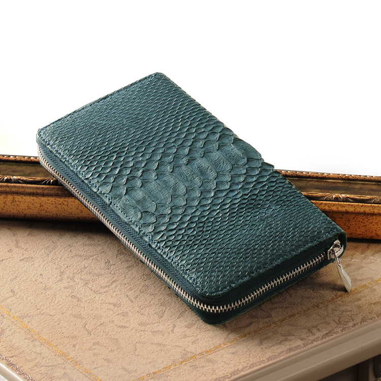 HALEINE（アレンヌ） ダイヤモンド パイソン 長財布 レディース