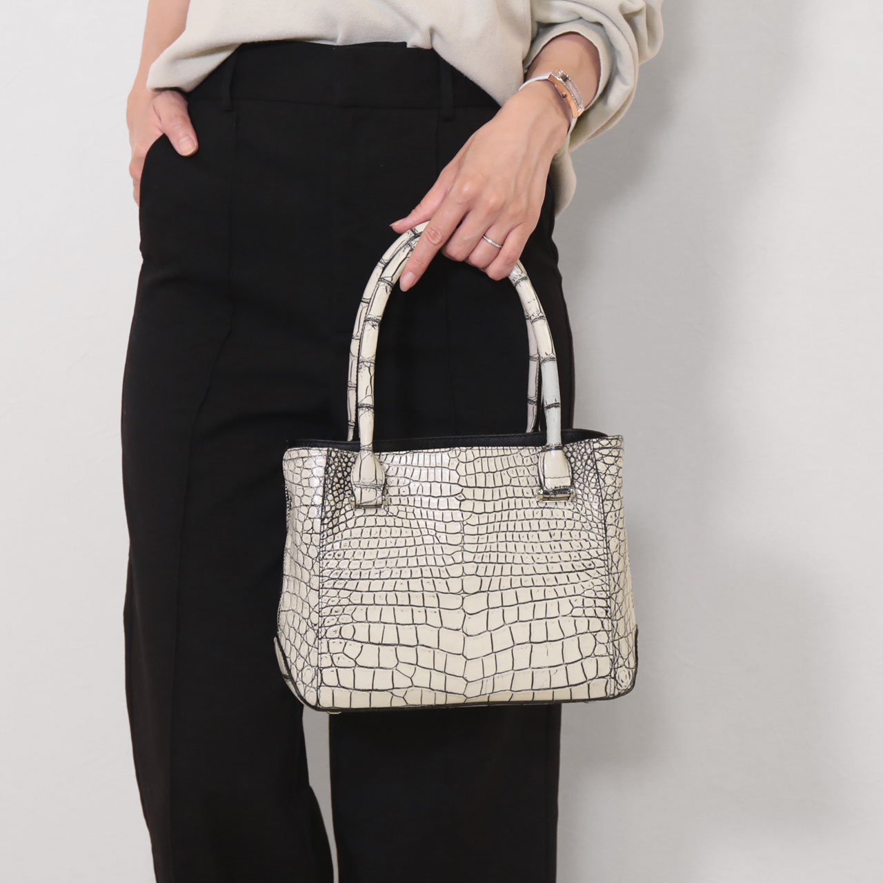 sankyo shokai（三京商会） ［期間限定価格］クロコダイル