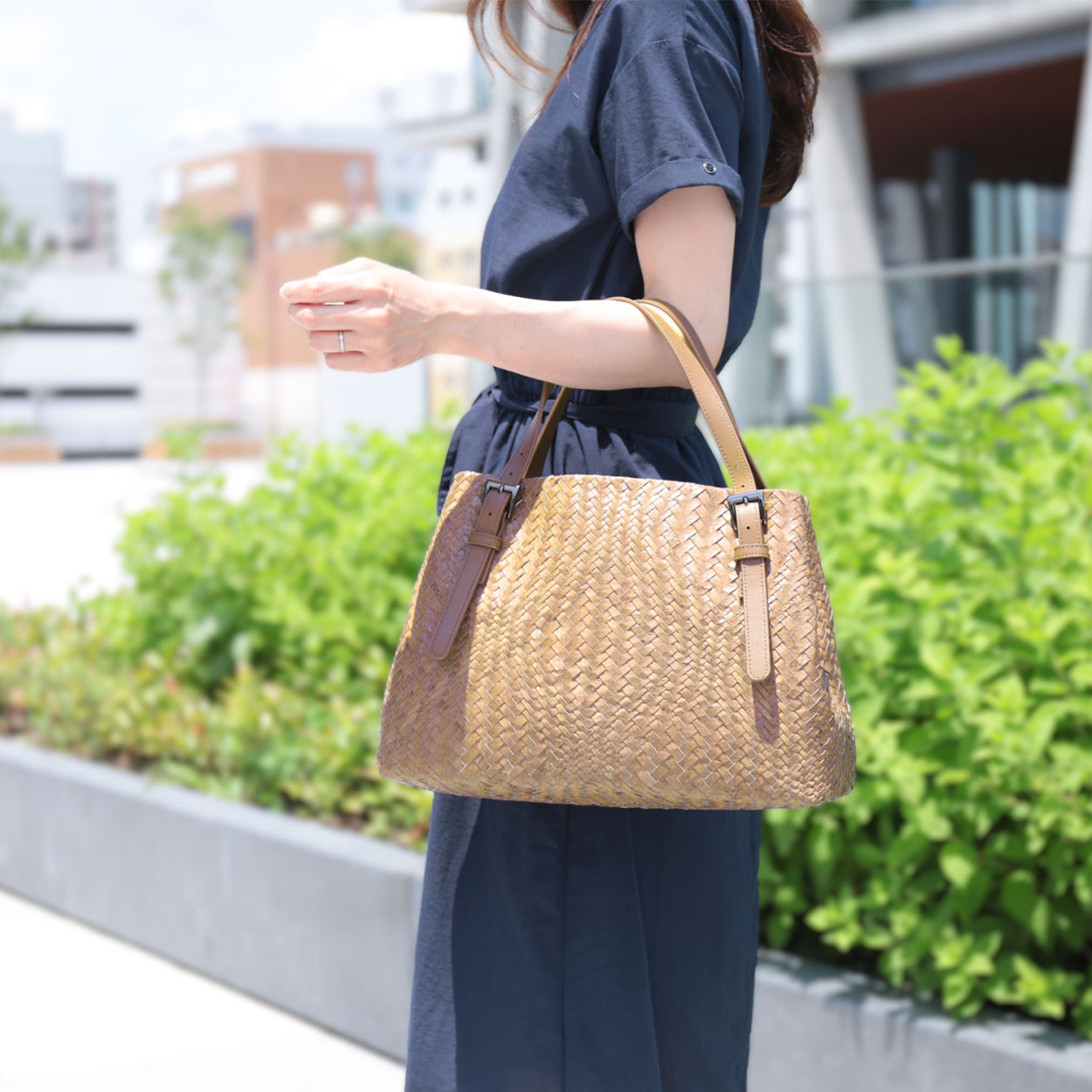 sankyo shokai（三京商会） ［期間限定価格］スネーク レザー トート