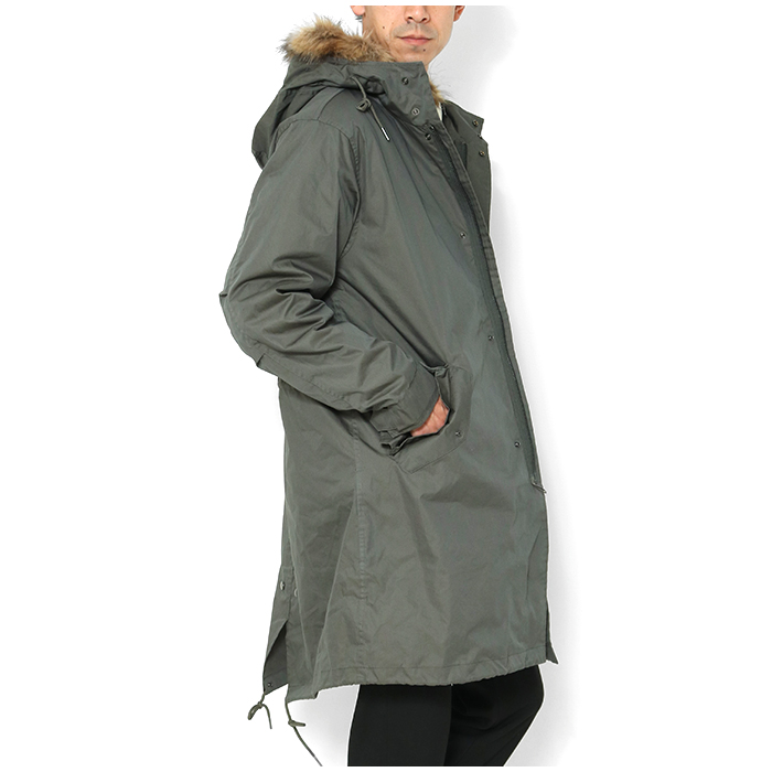 FRED PERRY（フレッドペリー） ジップイン ライナー フィッシュテール