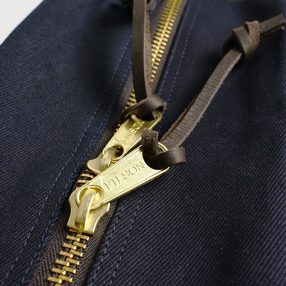 FILSON（フィルソン） キャンバス トートバッグ ウィズ ジッパー