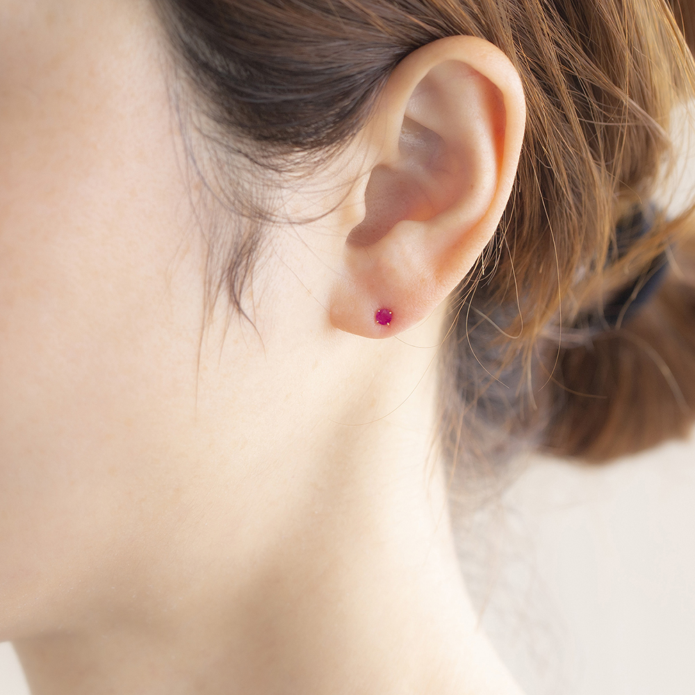 ジュエリーフィガロ ピアス K18 ルビー PG 一粒 ピンクゴールド 誕生石