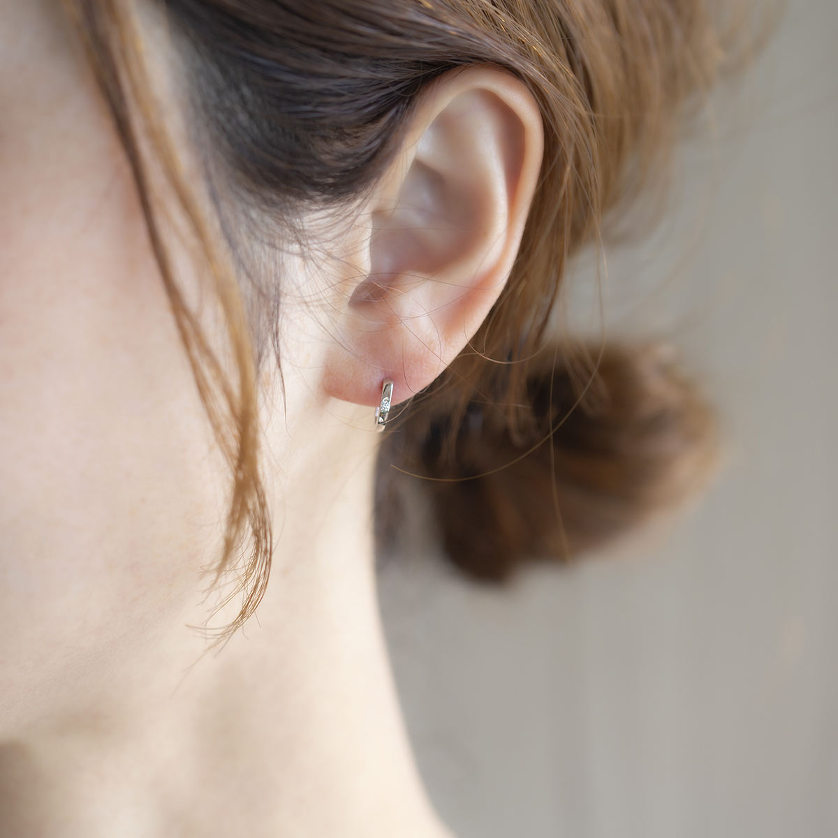 ジュエリーフィガロ プラチナ ダイヤモンド フープ ピアス 中折れ式