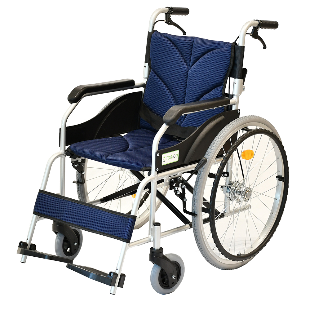 車椅子 軽量 コンパクト 折りたたみ ノーパンクタイヤ 自走式 アルミ製