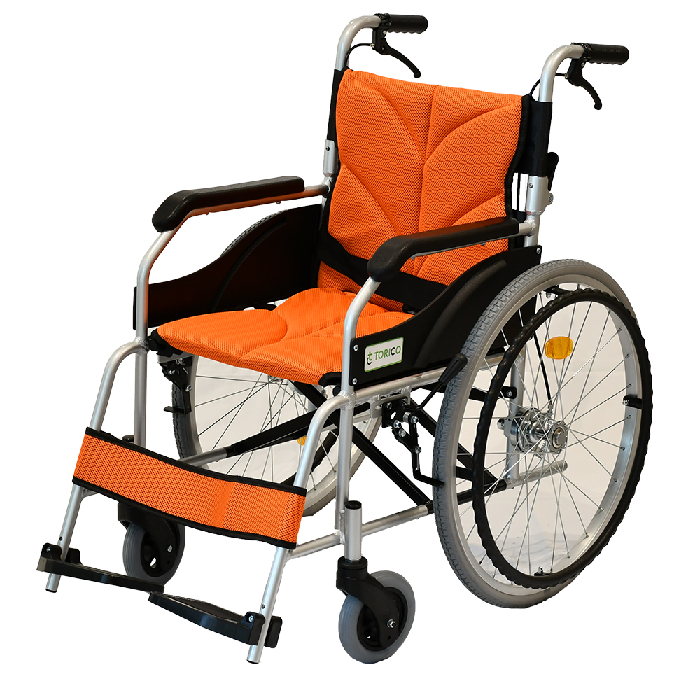 車椅子 軽量 コンパクト 折りたたみ ノーパンクタイヤ 自走式 アルミ製