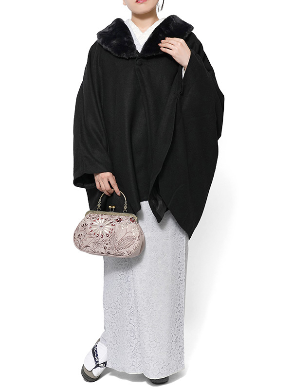 ケープ コート JAPAN MODE 黒 無地 ファー シンプル モノトーン