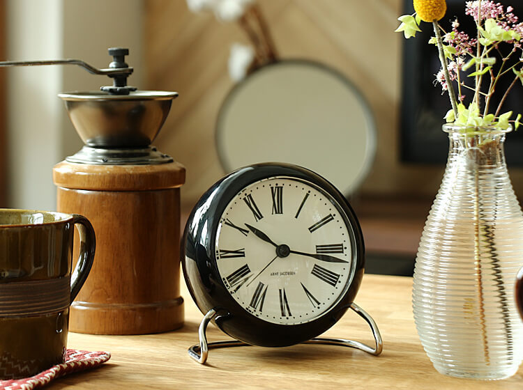 ARNE JACOBSEN（アルネ ヤコブセン） ROMAN（ローマン） テーブル