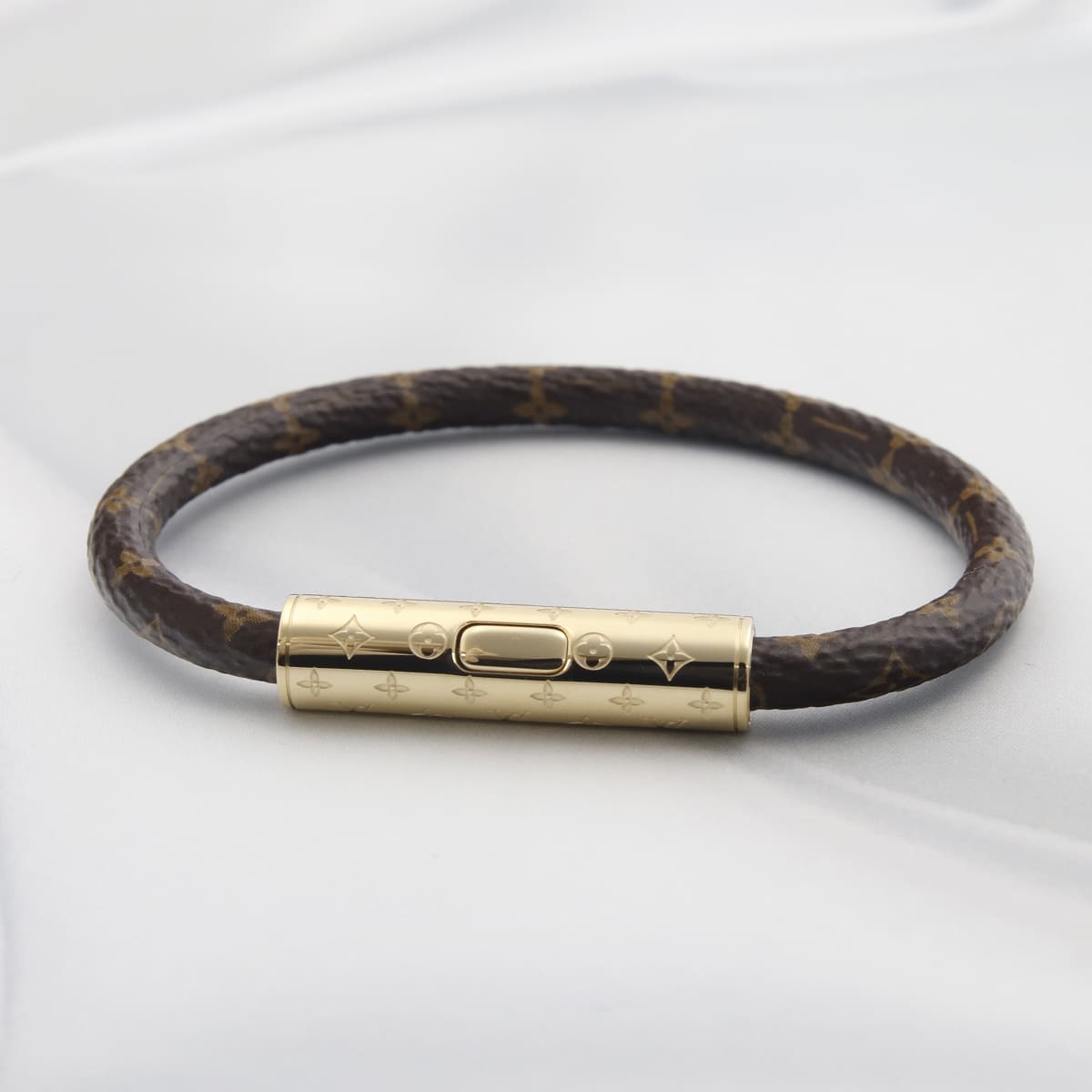 LOUIS VUITTON（ルイ・ヴィトン） ブレスレット モノグラム ゴールド