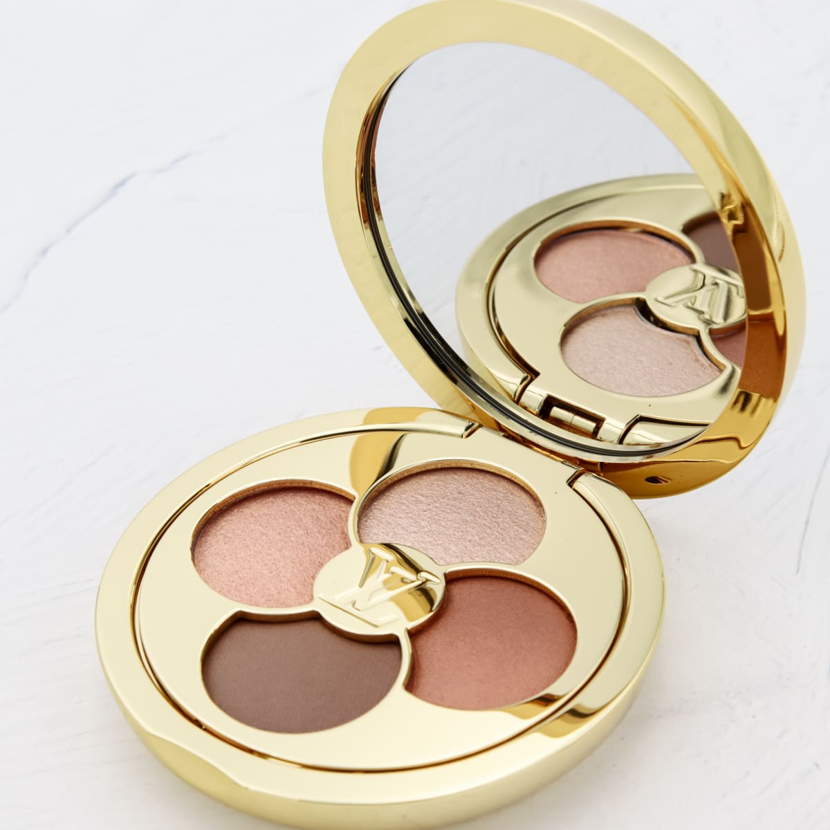 LOUIS VUITTON ルイ・ヴィトン アイシャドウ LV オンブル 新作 2025年