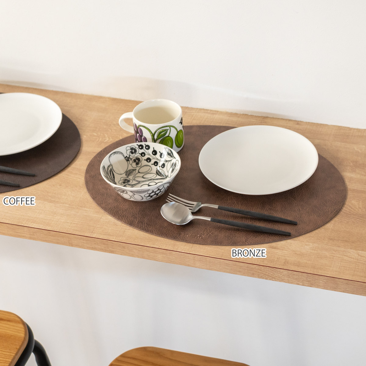 ランチョンマット レザー ziczac トロジャ 楕円形 （ ジックザック