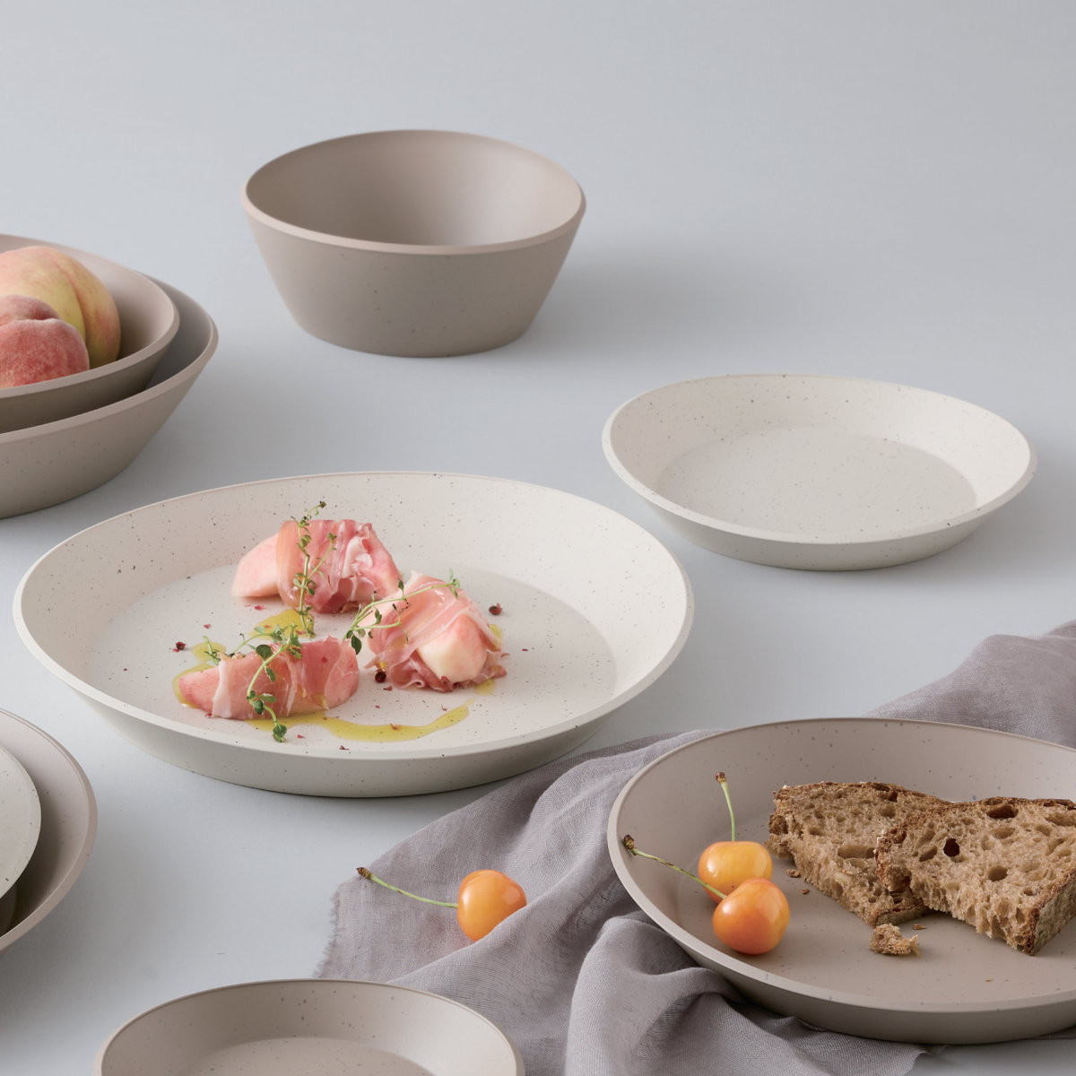 プレート RIPPLES S （ 13.5cm 電子レンジ対応 食洗機対応 樹脂