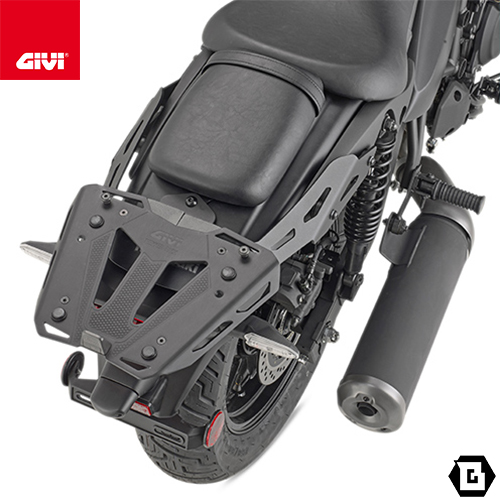 GIVI（ジビ） 【03/06当店在庫あり】GIVI AC4134A ビキニカウルA802