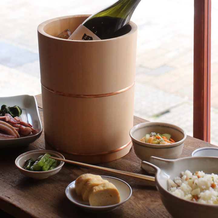 高岡銅器・漆器の雅覧堂