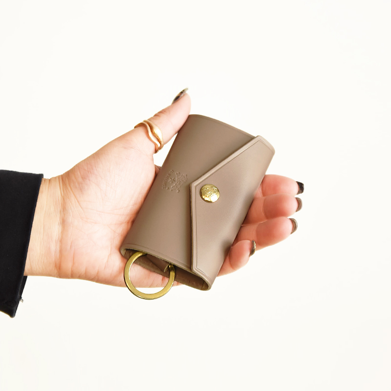 IL BISONTE（イルビゾンテ） 国内正規取扱店 レザー キーケース