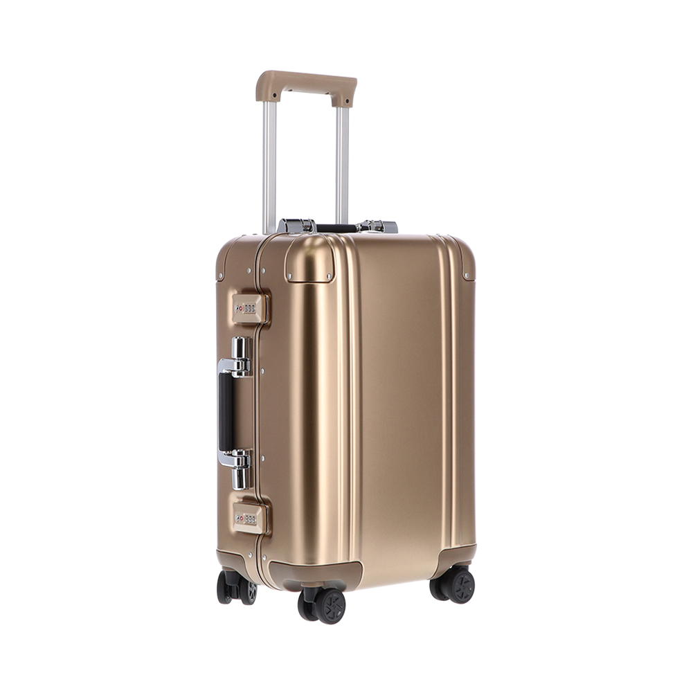 ZERO HALLIBURTON（ゼロハリバートン） 月初限定ポイントUP 【並行輸入