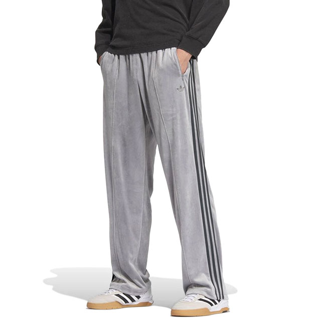 adidas アディダスオリジナルス ベッケンバウアー ベロア トラック