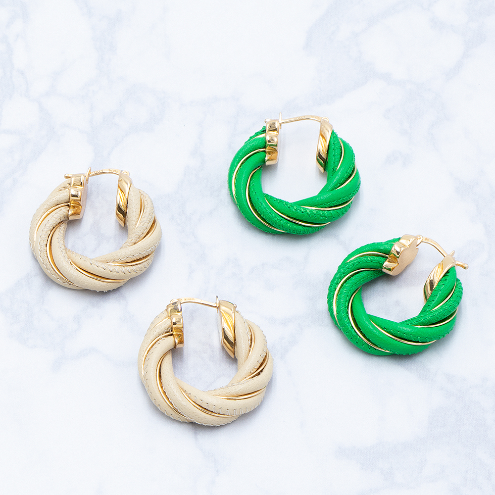 BOTTEGA VENETA（ボッテガ・ヴェネタ） ツイストフープピアス 732156