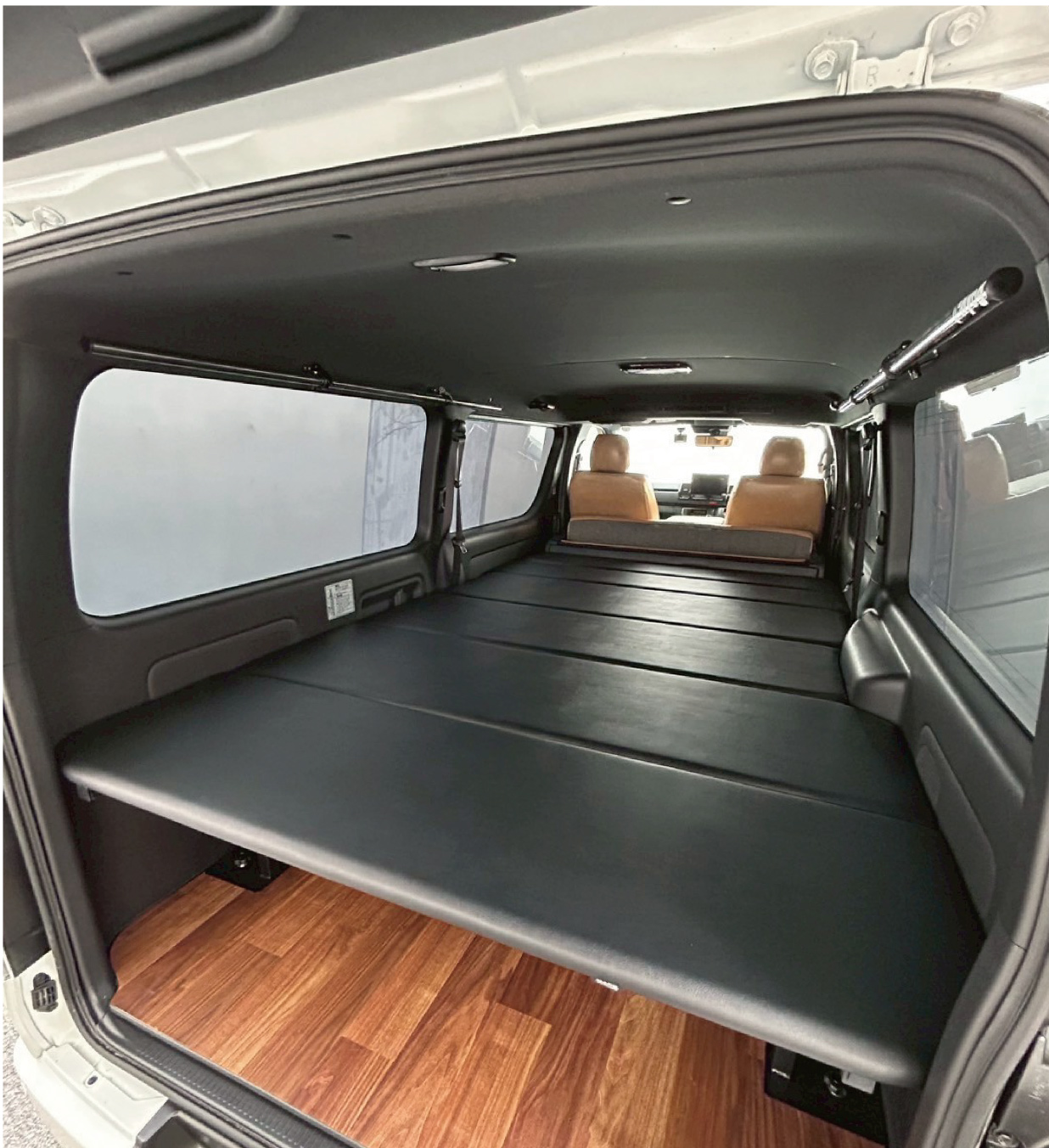 ハイエース 標準S-GL用 ブラックレザータイプ ロングサイズベッド