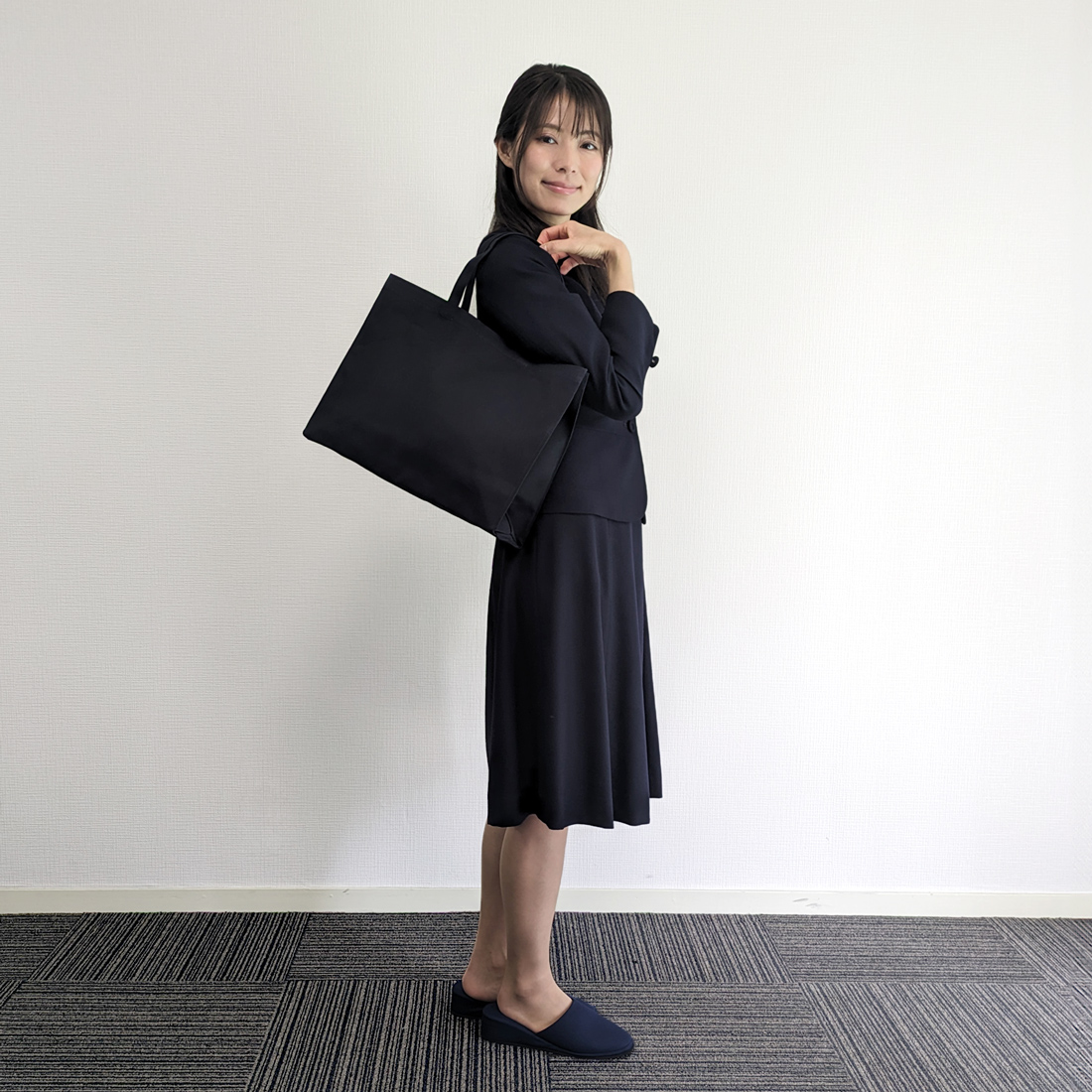 B4サイズ対応 完全自立型 横型 サブバッグ お父様も使える 無地 紺 黒