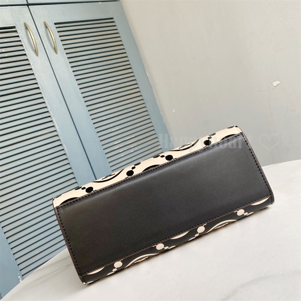 TORY BURCH（トリーバーチ） バッグ Tモノグラム トップハンドル