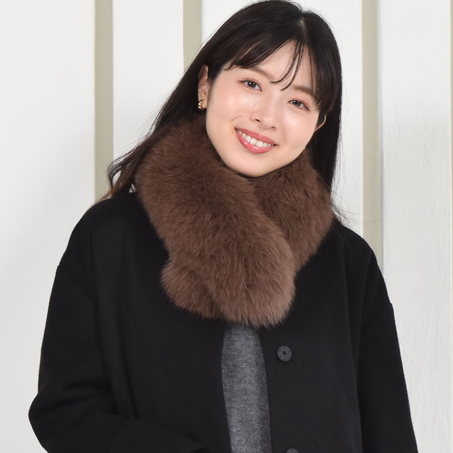 爆買 ファー マフラー SAGA クリップ付 フォックスマフラー リアル