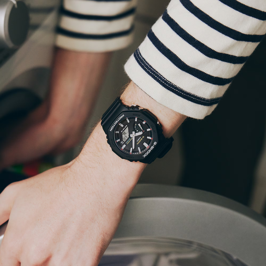 G-SHOCK Gショック GA-2100RL-1AJF 初代G-SHOCKカラーモチーフ Iconic