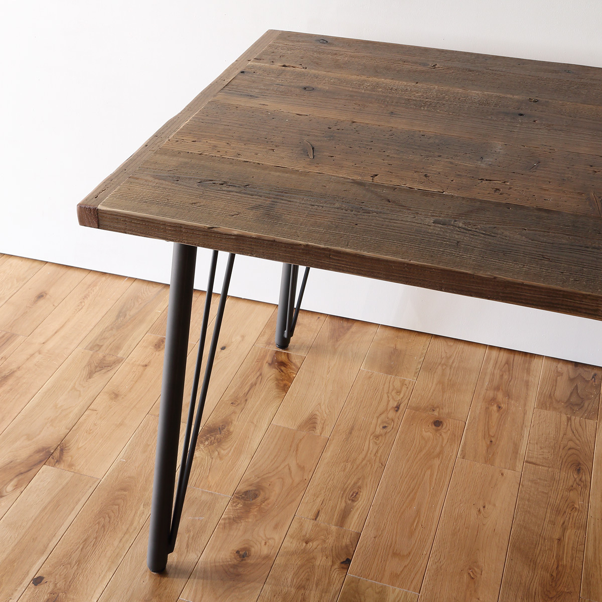 職人家具 古材 中古足場板ダイニングテーブル180 斜め脚ブラック