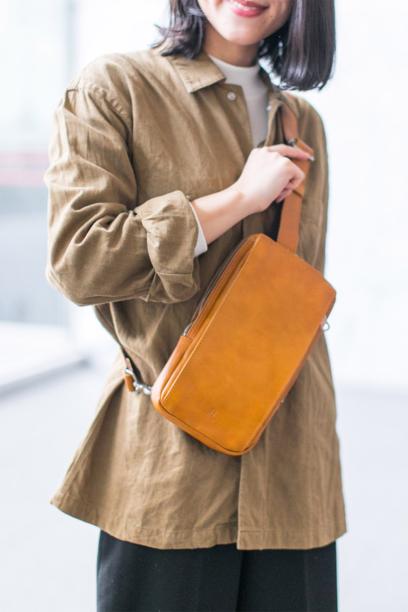 BAGGY PORT（バギーポート） 3年保証付 KOI SLANTING 2WAY ボディー