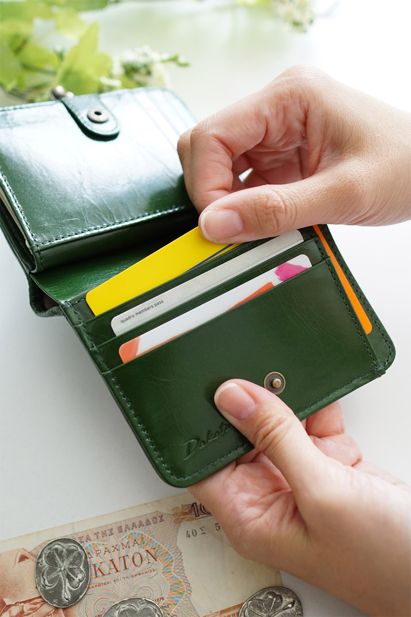 Dakota（ダコタ） アロマティコ 小銭入れ付き二つ折り財布 0030820