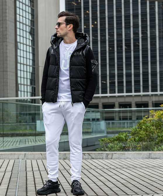 1PIU1UGUALE3 RELAX ウノピゥウノウグァーレトレ リラックス ニット