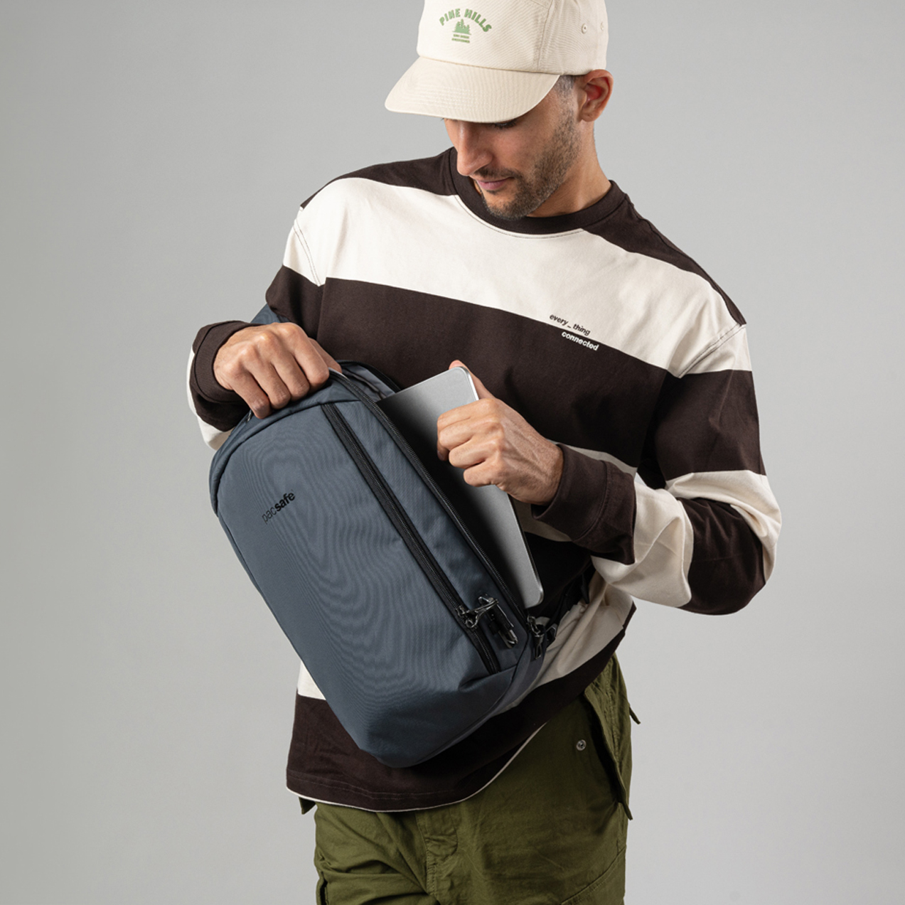 PacSafe（パックセーフ） 送料無料 エイアンドエフ正規品 V テックス