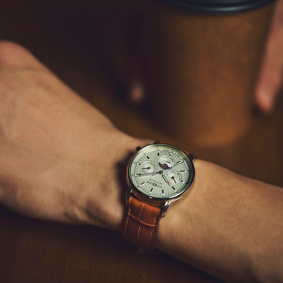 ZEPPELIN（ツェッペリン） マリーネ 36mm ムーンフェイズ 日本限定