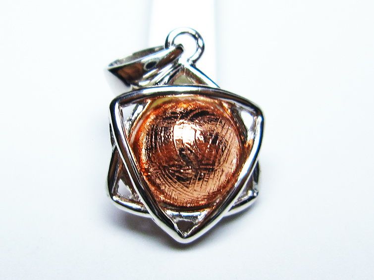 ギベオン隕石 ペンダント｜Gibeon メテオライト 鉄隕石 ナミビア産