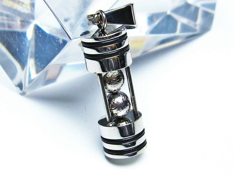 ギベオン隕石 ペンダント｜Gibeon メテオライト 鉄隕石 ナミビア産