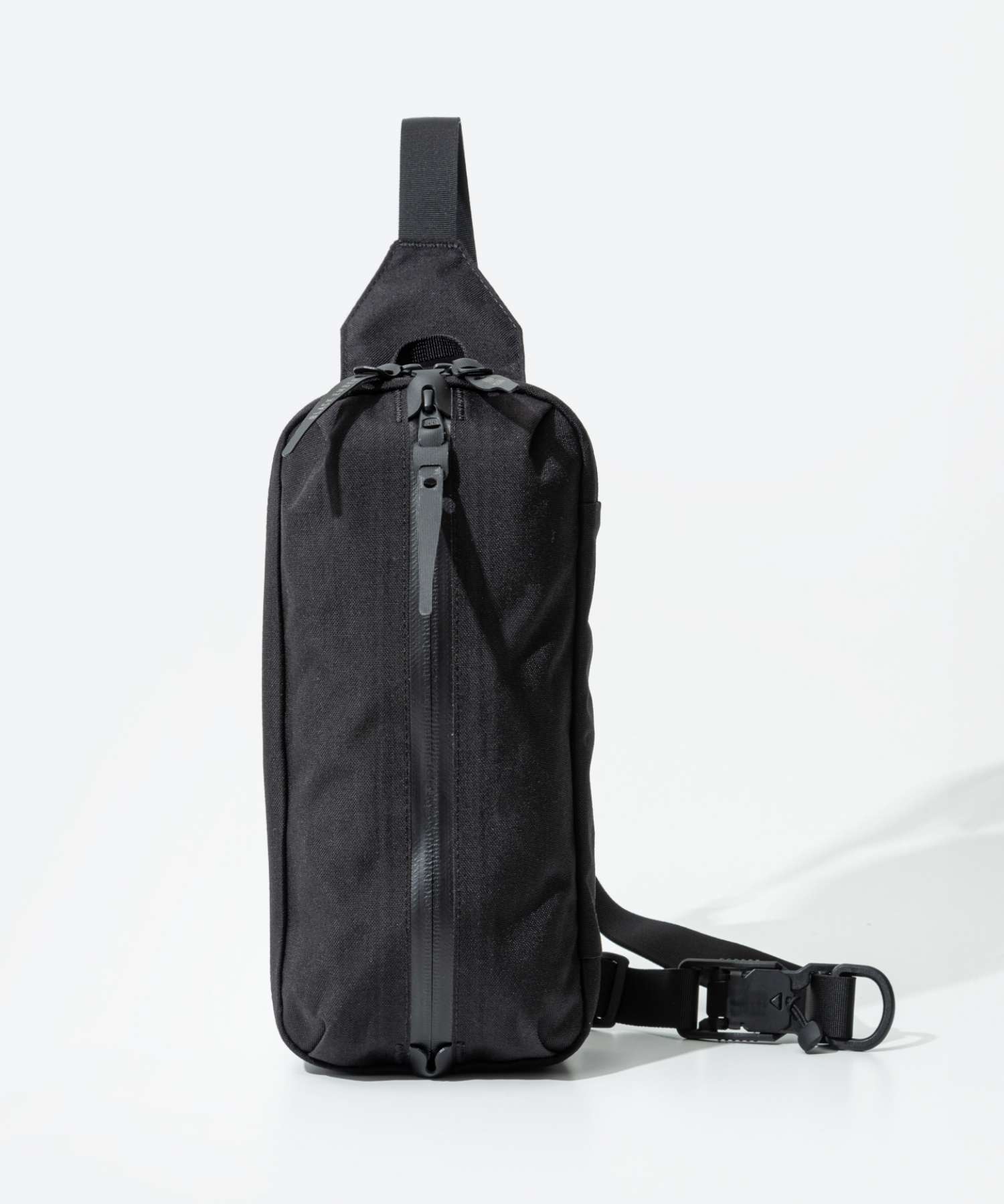 BLACK EMBER（ブラックエンバー） BLACK EMBER TKS ボディバッグ