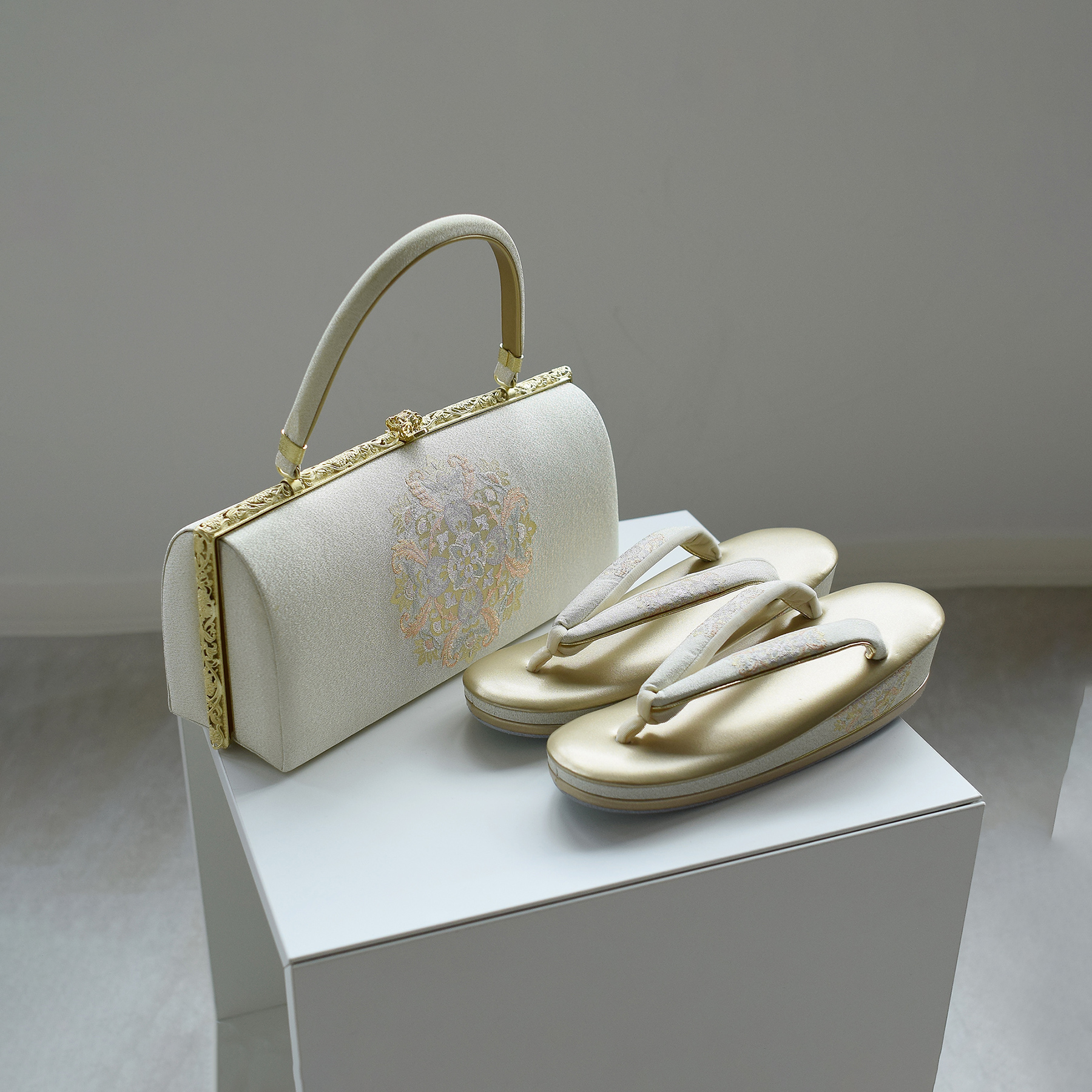 草履バッグ セット 留袖 振袖 草履バッグセット 華綴 黒留袖 礼装 訪問