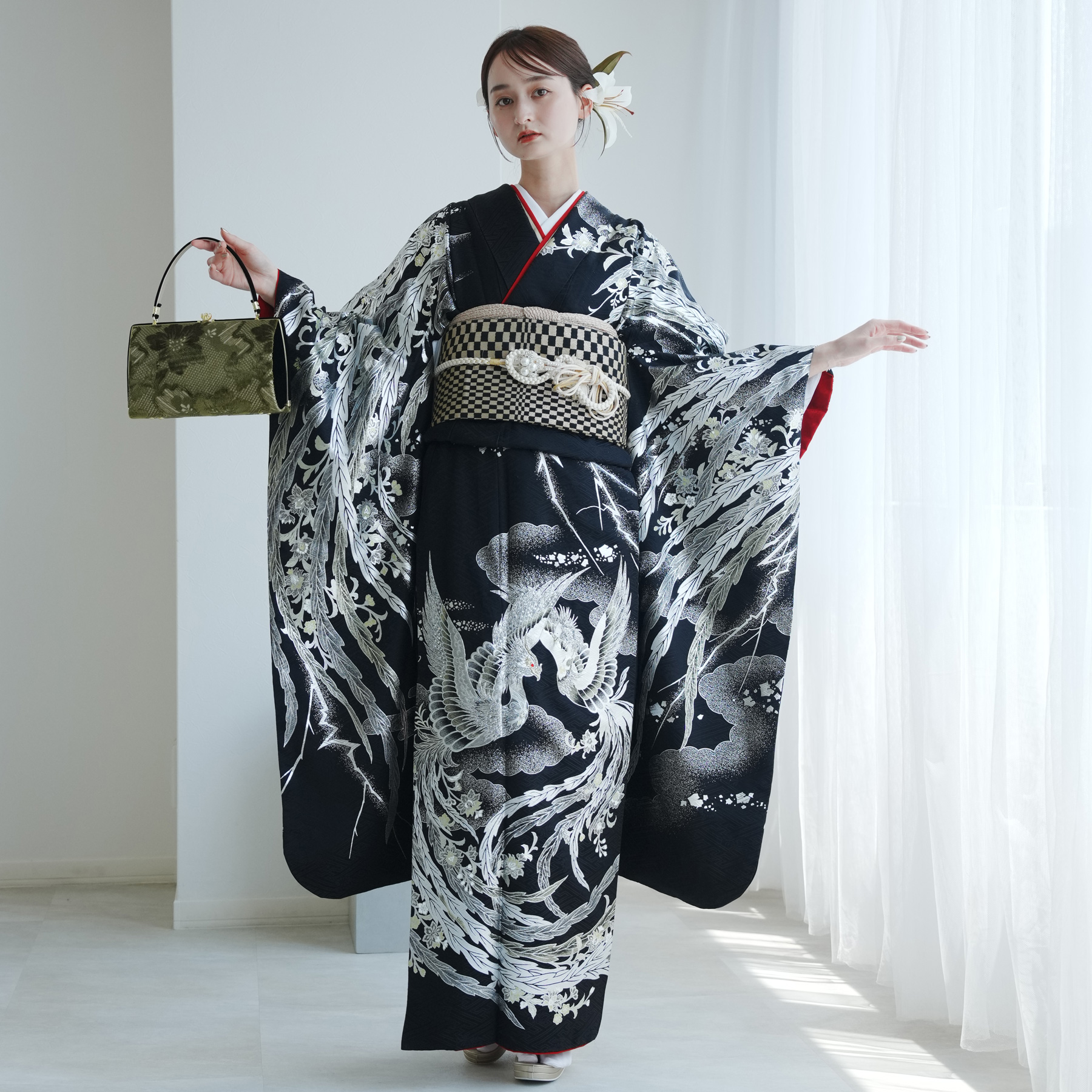 レンタル 振袖 正絹着物+袋帯 21点セット 絵羽 特選・黒に舞う銀の鳳凰