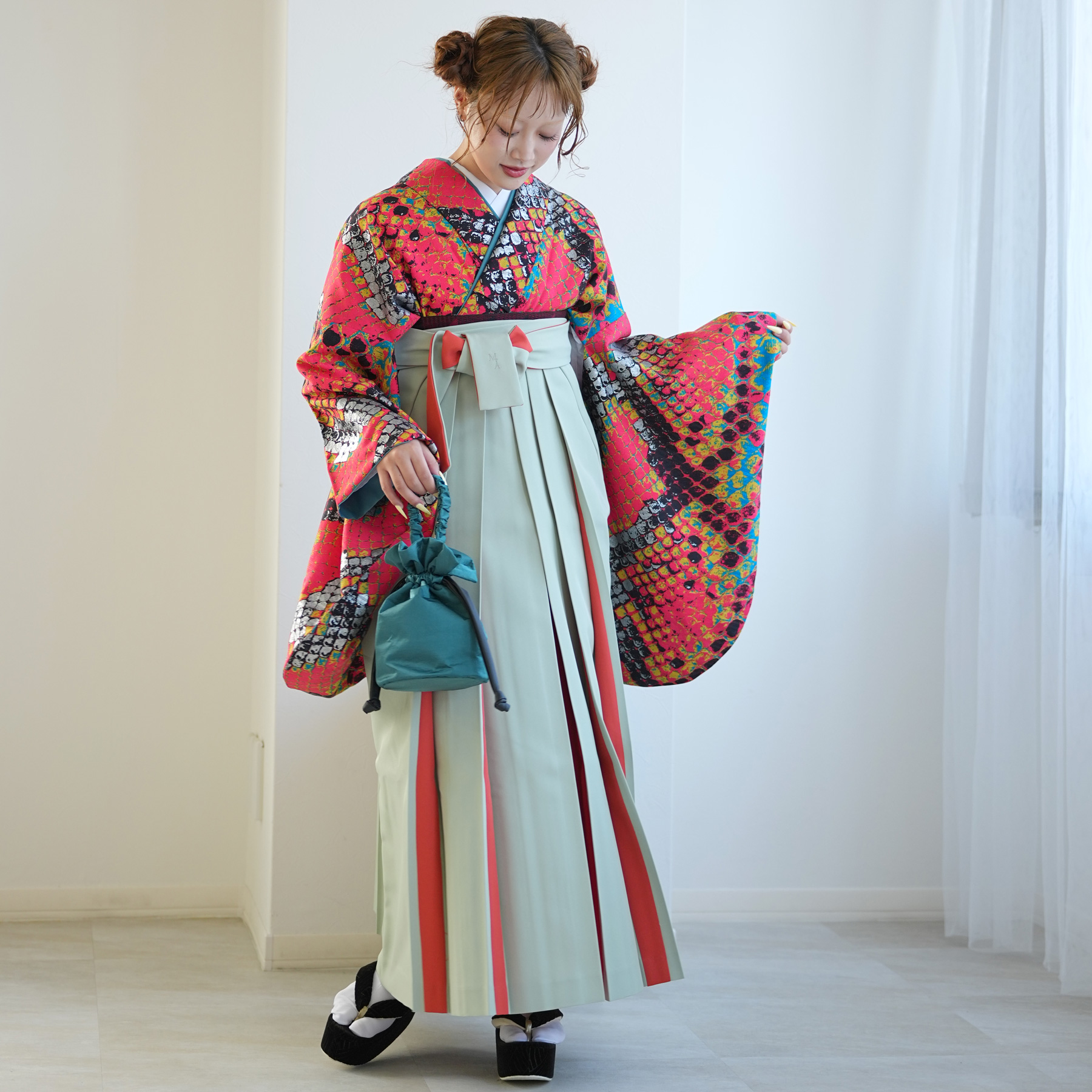 袴 レンタル 卒業式 2尺袖着物 17点セット モダンアンテナ 古典柄