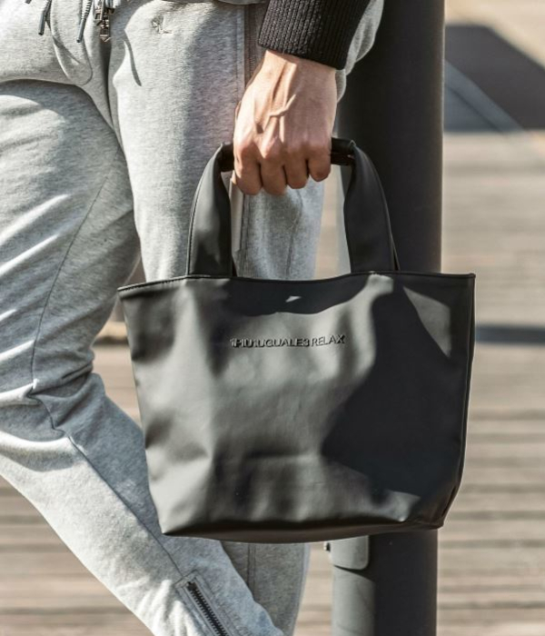 1PIU1UGUALE3 RELAX ウノピゥウノウグァーレトレ リラックス